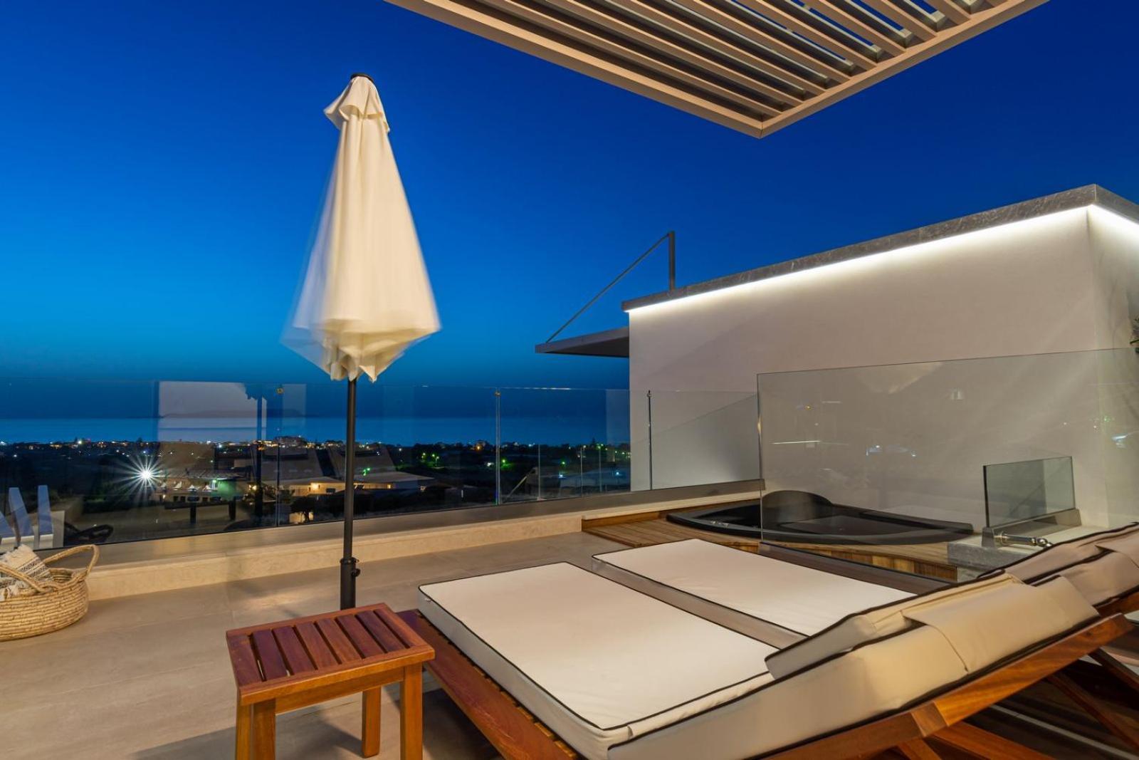 Onira Suite Dreams Hersonissos  Dış mekan fotoğraf
